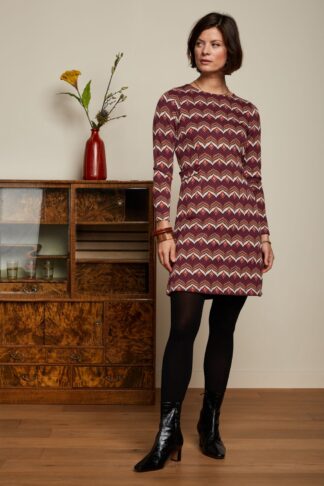 Mod Lounge Kleid in Cabernet Rot