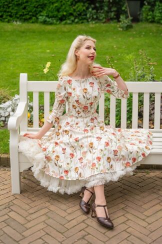 Janne Floral Swing Kleid in Creme