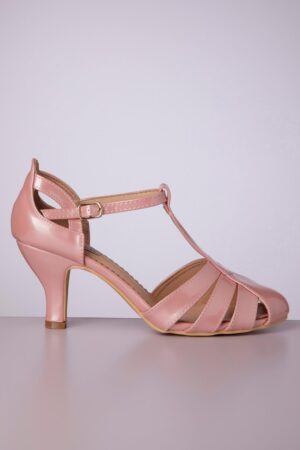 Dance Me To The Stars Pumps in Pearly Pink