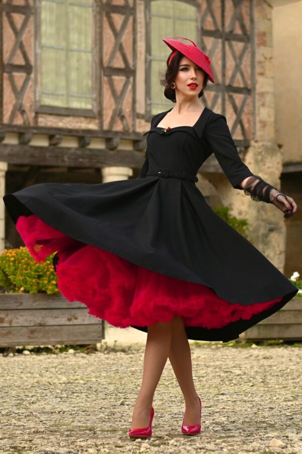 Die Penelope Petticoat in Ravishing Rot