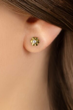 Flower Pearl Ohrstecker in Gold