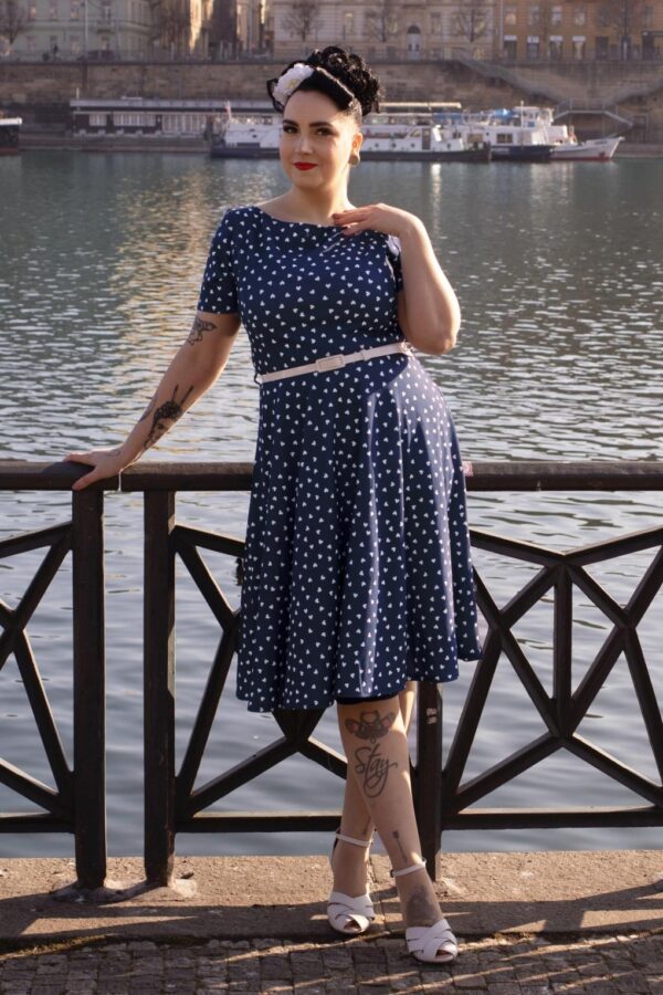 Hilly Hearts Swing Kleid in Navy