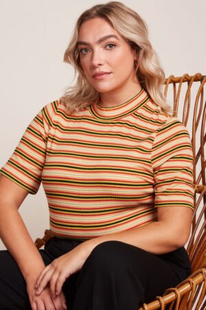 Seaside Stripe Turtle Top in Frühlingsgelb.