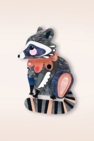 The Resourceful Raccoon Brosche