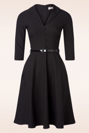 Arinde Pinstipe Swing Kleid in Schwarz