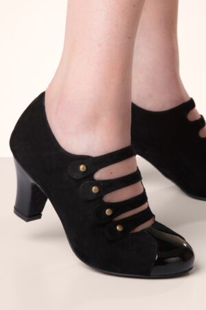 Ava Monochrome Pumps in Schwarz