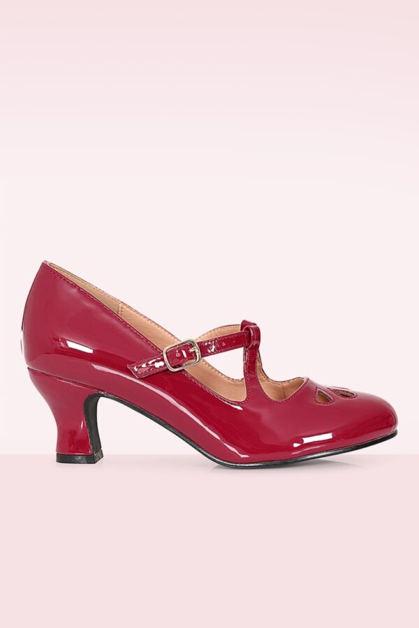 Glamour in Time Pumps in Weinrot
