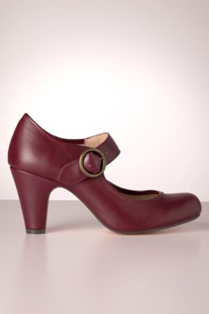 Madeline Mary Jane Pumps in Weinrot.