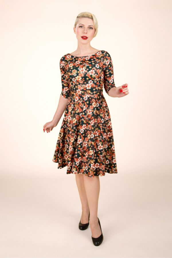 Nina Flower Swing Kleid in Grün und Orange