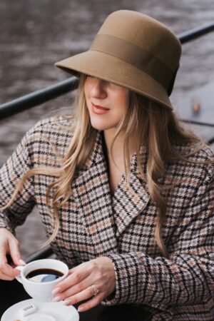 Catharina Cloche Hat in Beaver