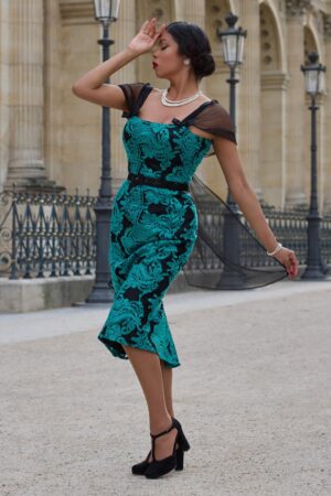 Jayda Tiffany Spitzen-Bleistiftkleid in Schwarz und Türkis