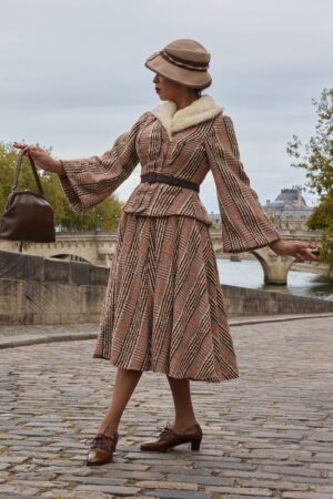 Maelie Sadie Swingrock in Sand und Braun