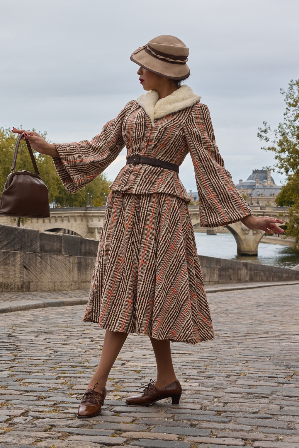 Maelie Sadie Swingrock in Sand und Braun