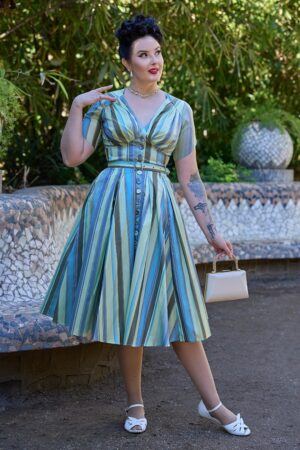 Estee Aquan Gestreiftes Swingkleid in Aqua