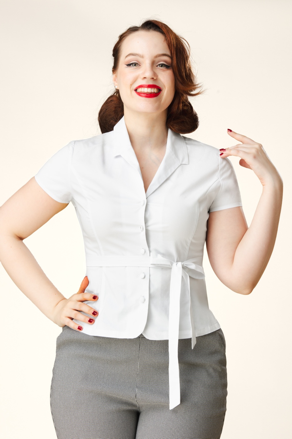 Exklusiv bei Topvintage ~ Darina Bluse in Weiß