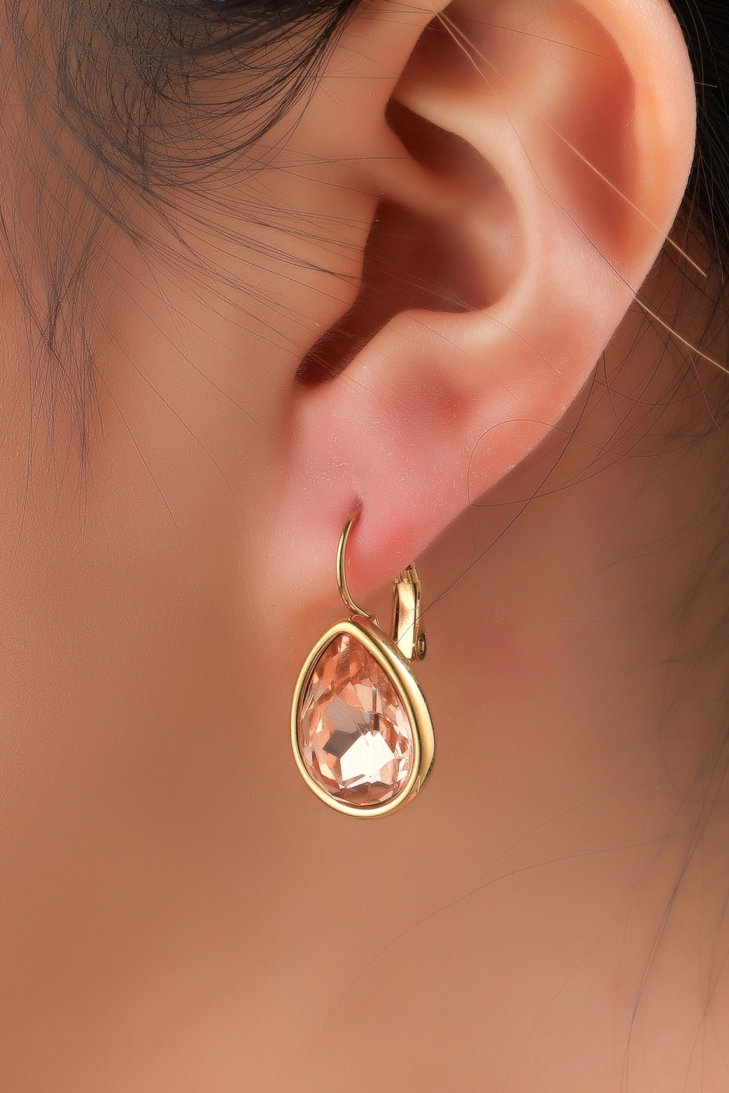 French Hook Big Drop Stone Ohrringe in Apricot