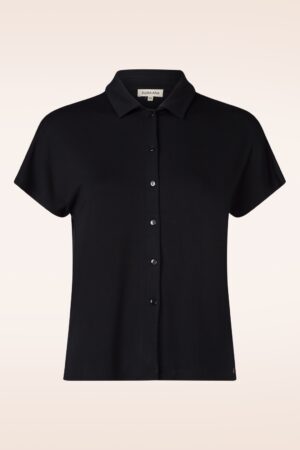 Nomi Kurzarm-Bambusbluse in Schwarz