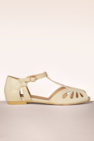 Secret Love Flats in Creme