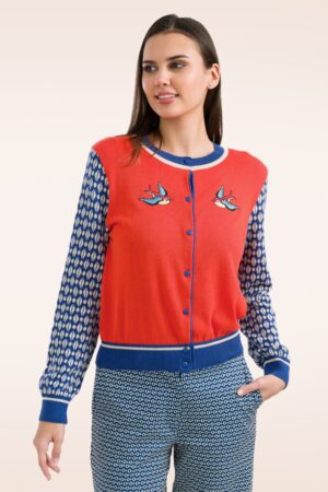 Emma Swallow Cardigan in Rot und Blau