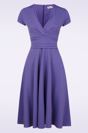 Esmeralda Swing-Kleid in Lila.