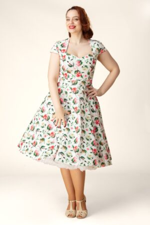 Exklusiv bei Topvintage ~ Ella Floral Swingkleid in Weiß/mehrfarbig