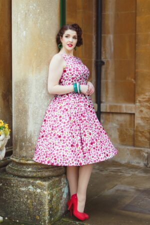 Rosy Petal Swingkleid in Weiß und Himbeerrosa