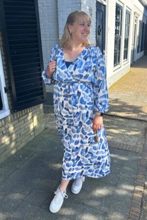 Suzie Maxikleid in Weiß und Blau