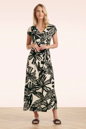 Graphic Groove Midaxi-Kleid in Wollweiß und Schwarz