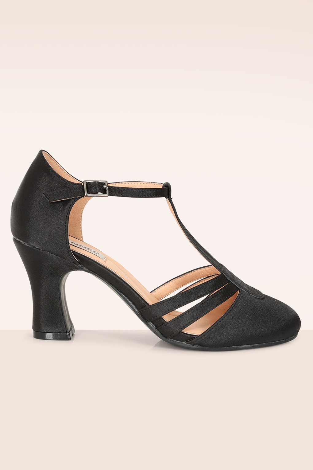 Rosewood Charm Pumps in Schwarz