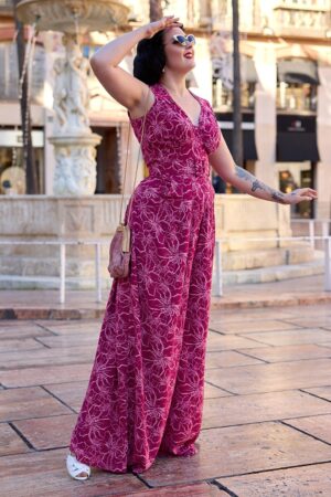 Eloane Mai Floraler Jumpsuit in Fuchsia