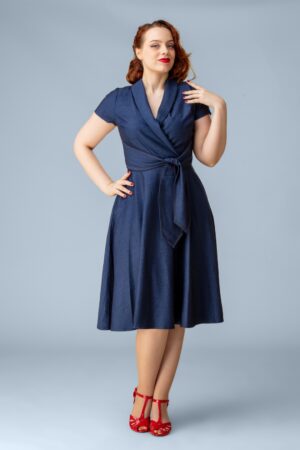 Exklusiv bei Topvintage ~ Emma Swingkleid in Blau