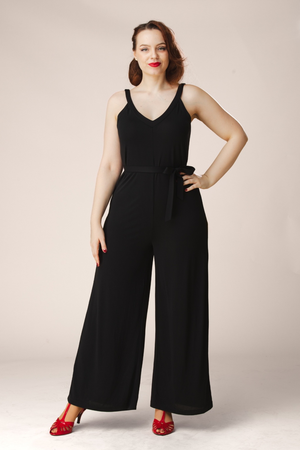 Mandy Strap Jumpsuit in Schwarz