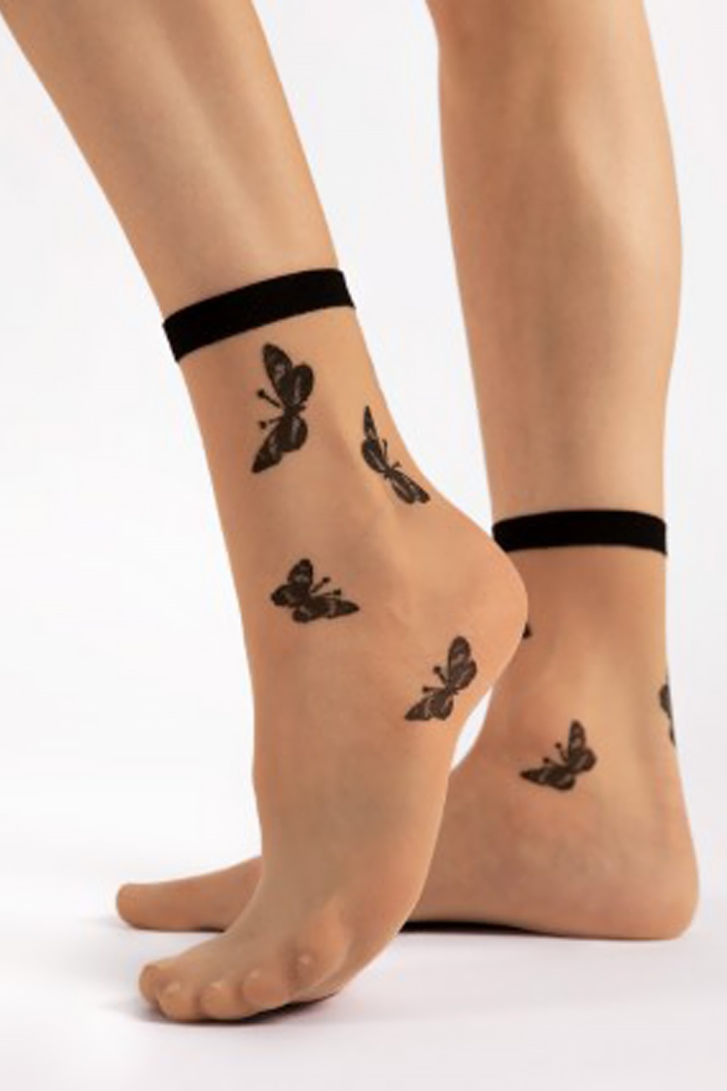 Summer Butterfly Socken in Puder und Schwarz